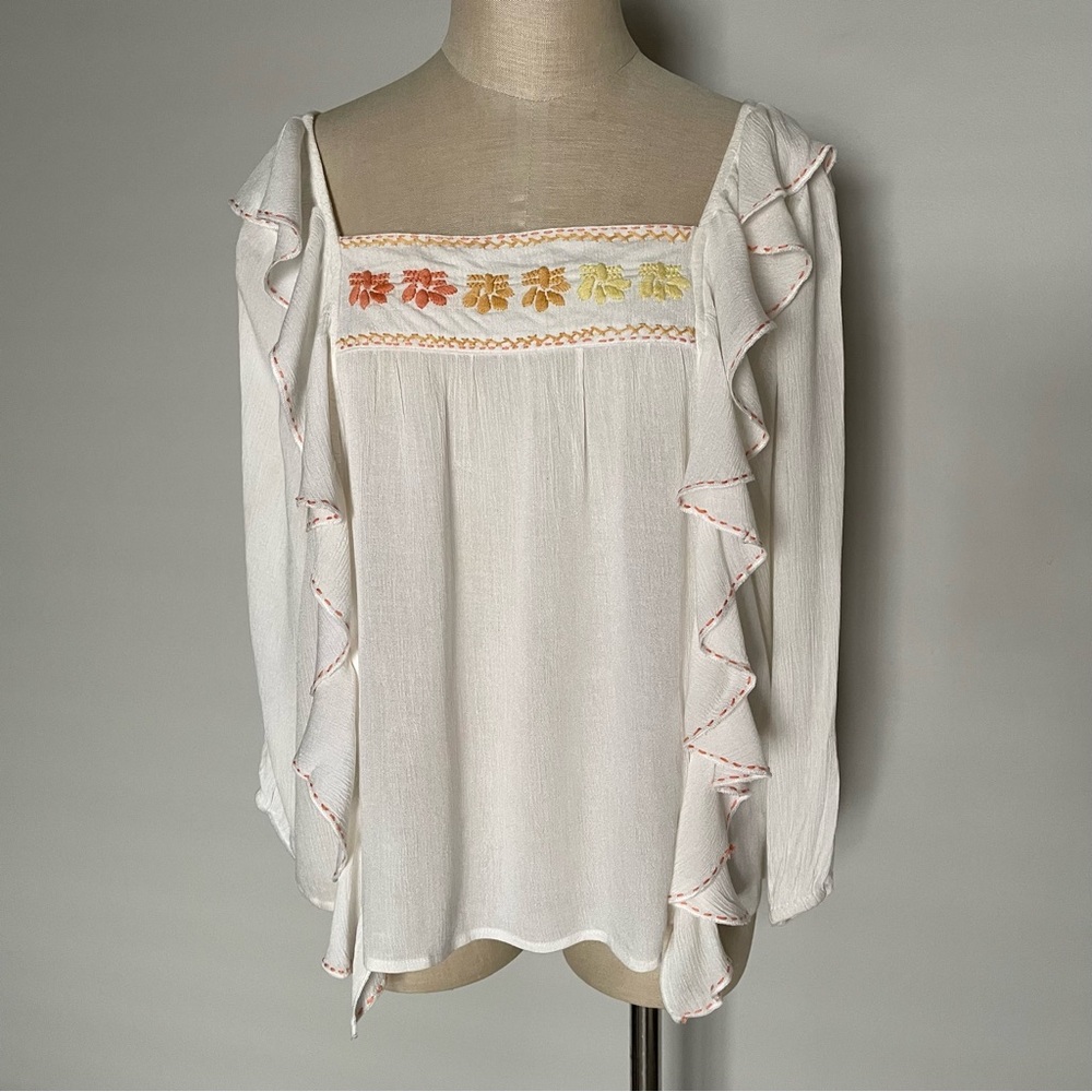 Rocks & Indigo embroidered cream top size S
